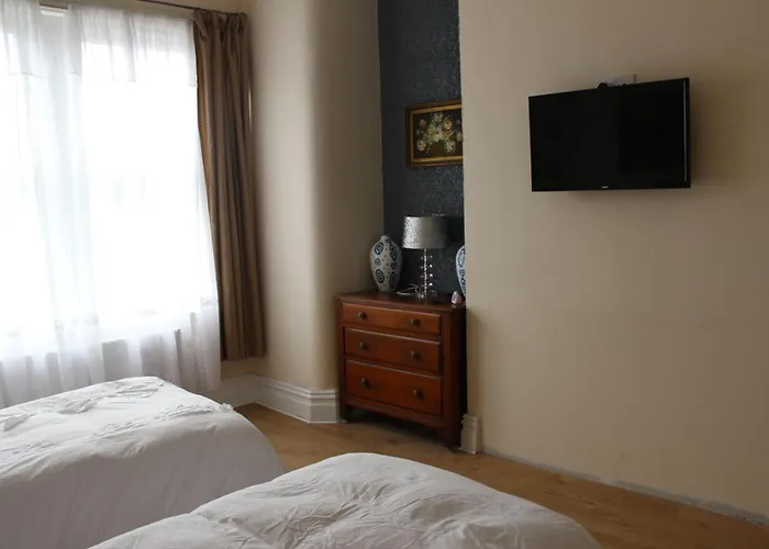 Гостьовий будинок Mother-in-law Лідс