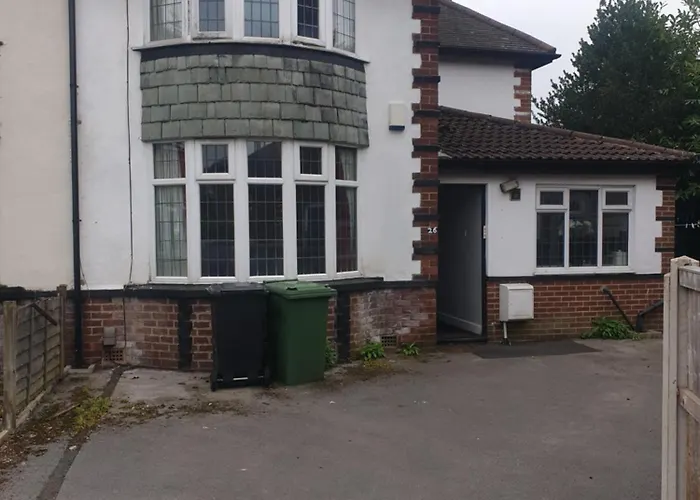 Mother-in-law Гостьовий будинок *