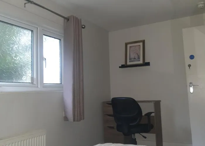 Mother-in-law Лідс