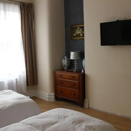 Pensjonat Mother-in-law Leeds (West Yorkshire)